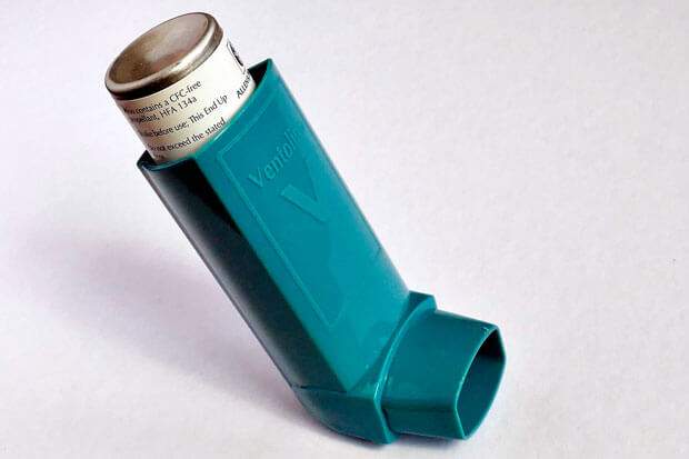 Bronquiectasias tratamiento. Bronquiectasias infectadas. Salbutamol en inhalador