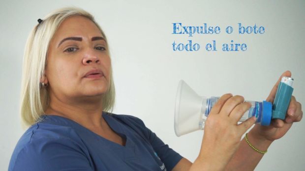 ¿Cómo usar tu inhalador con la Aerochamber? 4